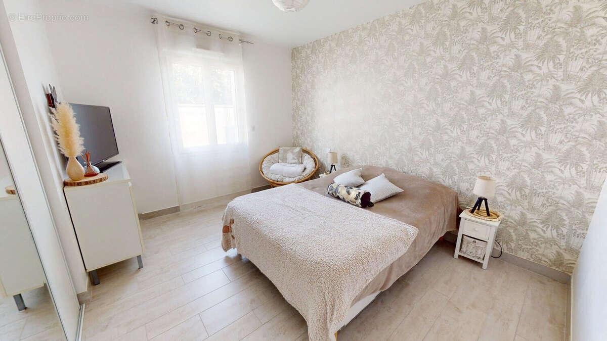 Maison à VAUX-SUR-MER