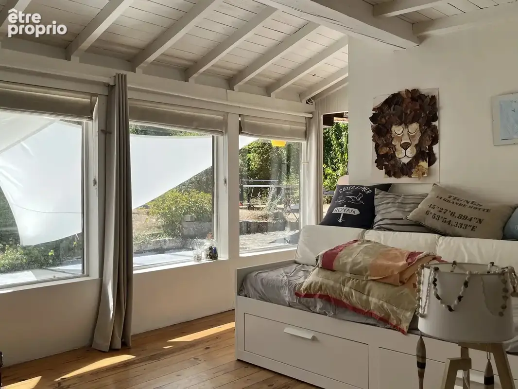 Maison atypique pleine de charme - photo 12