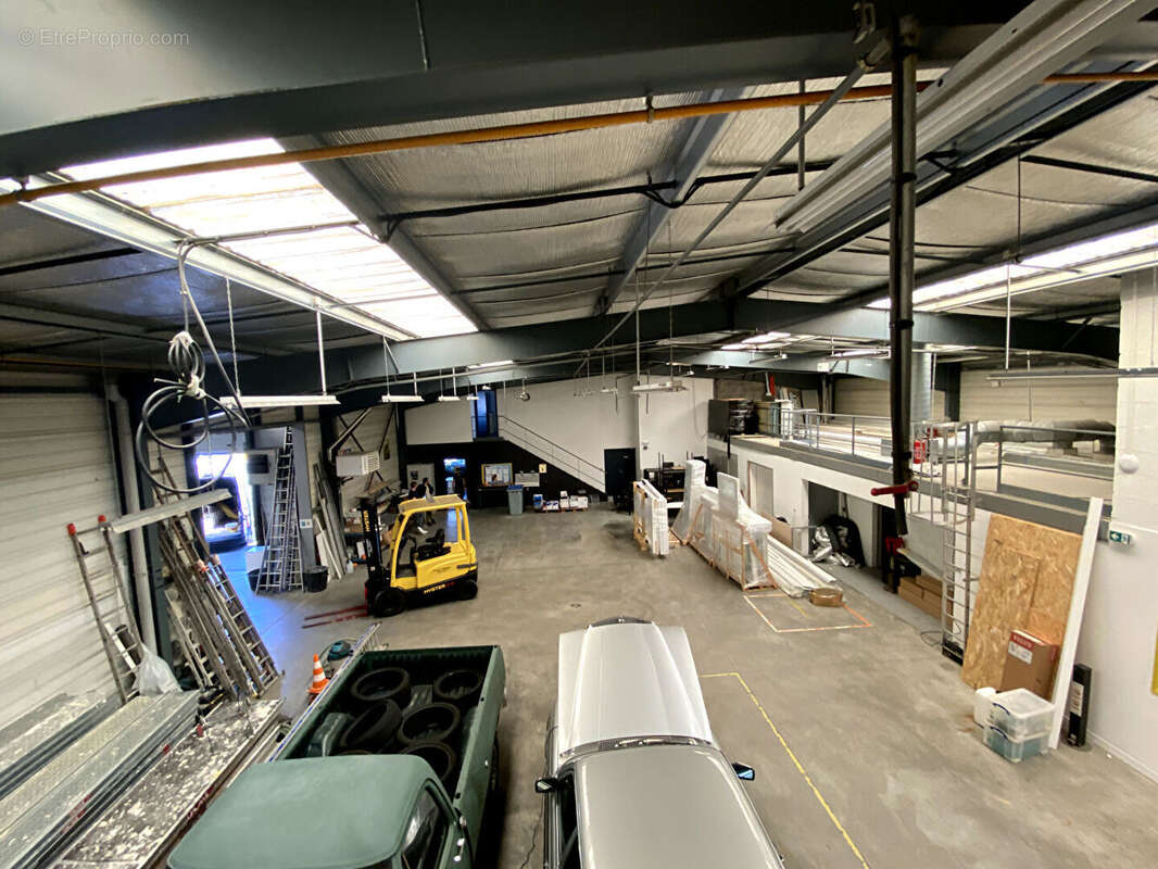 Commerce à SAINTE-LUCE-SUR-LOIRE