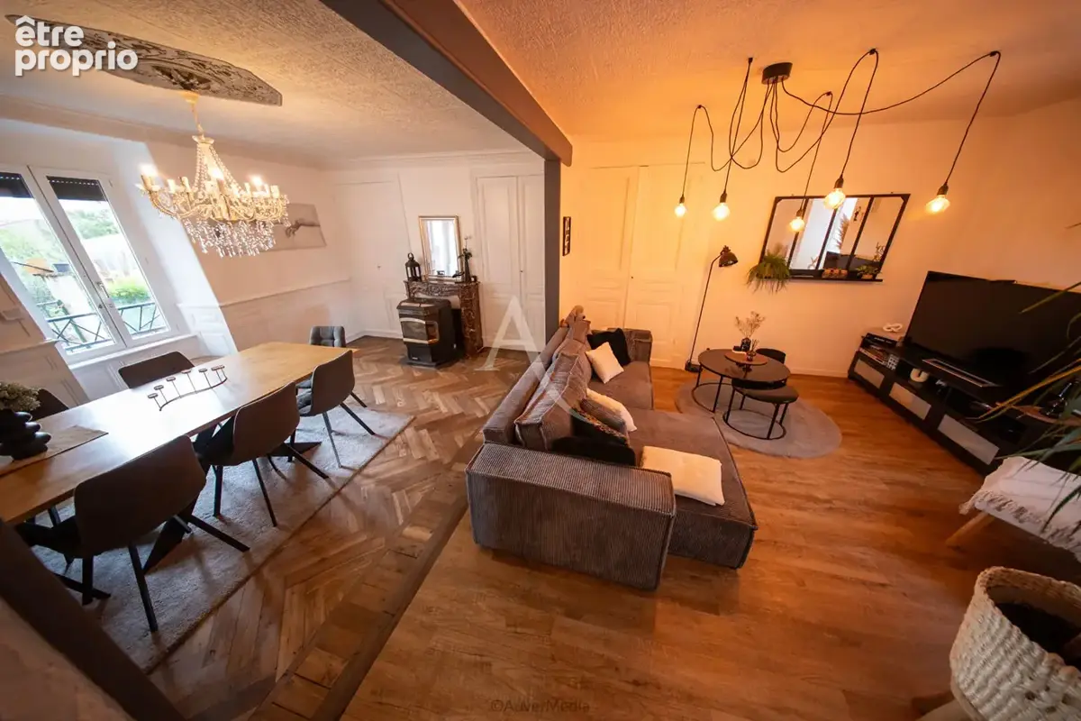 Maison de bourg 7 pièce(s) - 134 m2 - Beaulieu - photo 4