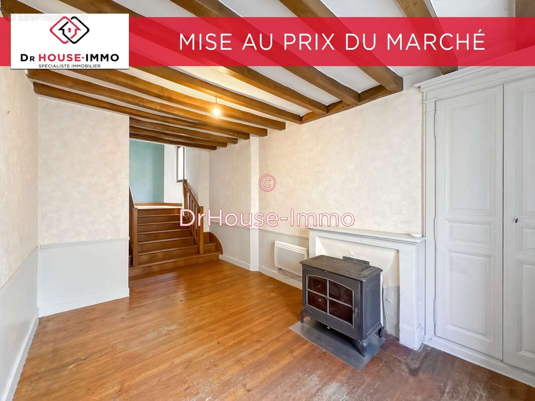 Maison à FRESNAY-SUR-SARTHE