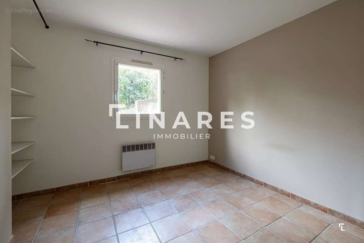 Appartement à MARSEILLE-11E