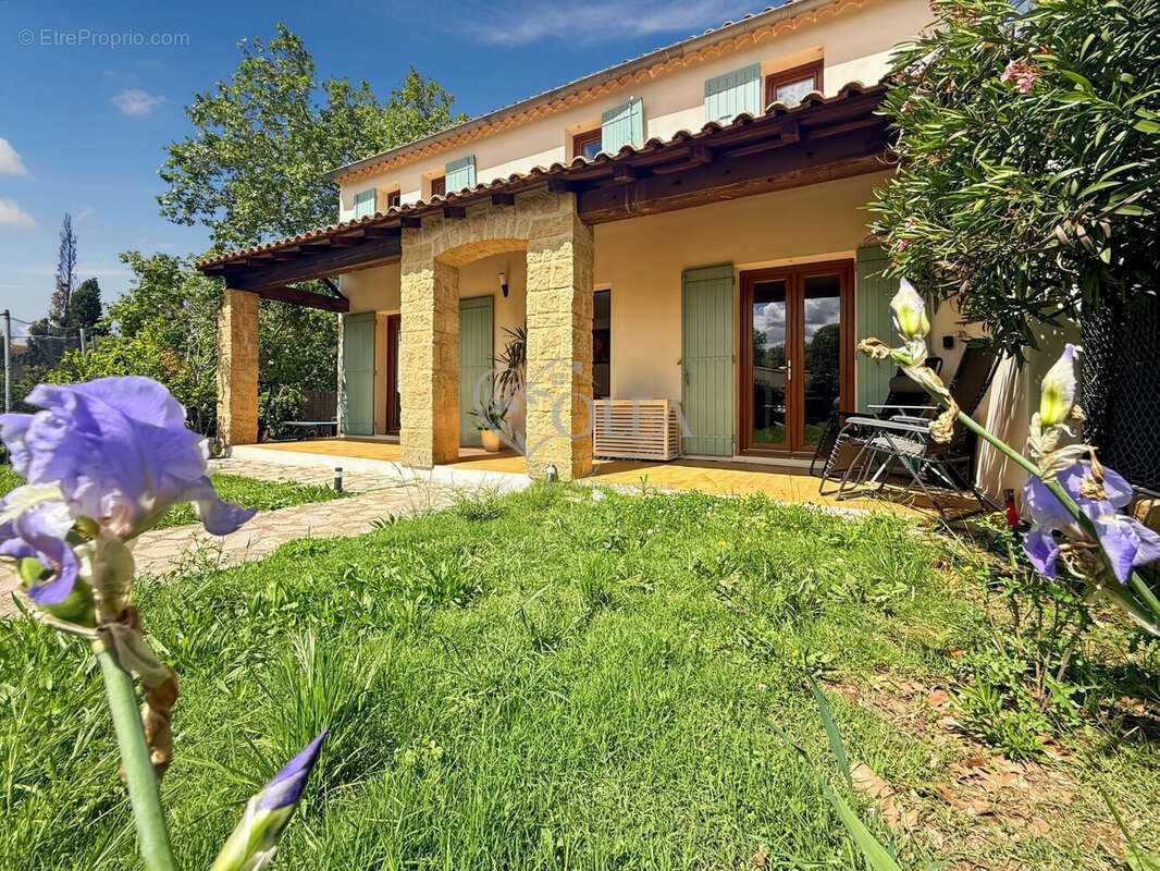 Maison à UZES