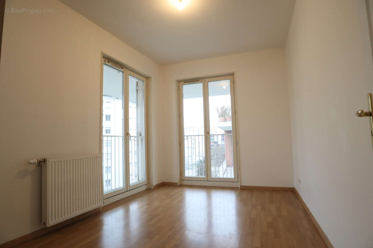 Appartement à LYON-8E