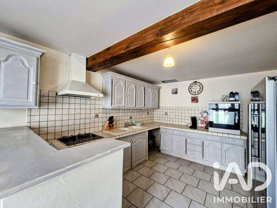Maison 166 m² à La Sauvetat-Du-Dropt  - photo 3