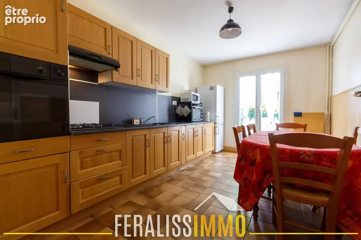 Agréable maison avec 3 spacieuses chambres à l'étage - photo 2