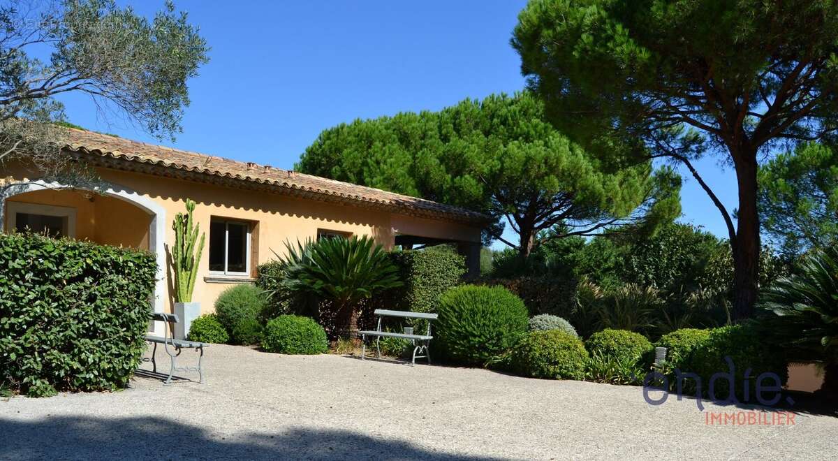 Maison à RAMATUELLE