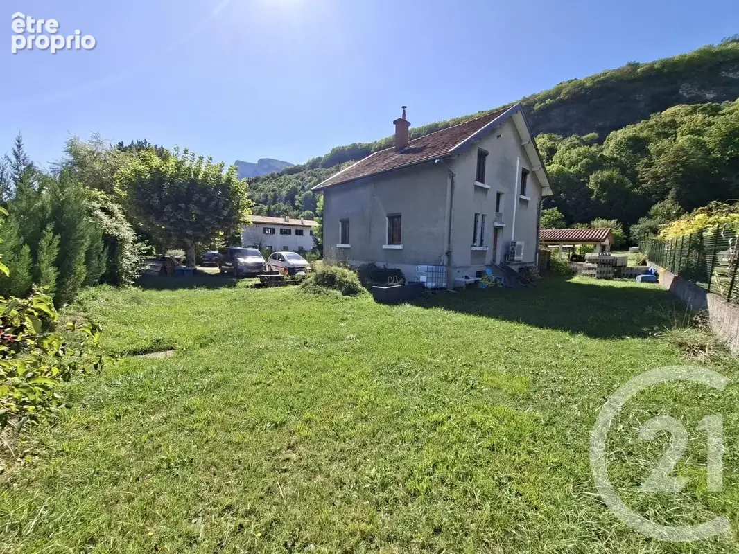 Maison 6 pièces 148 m² à vendre à Claix (38640) - photo 1