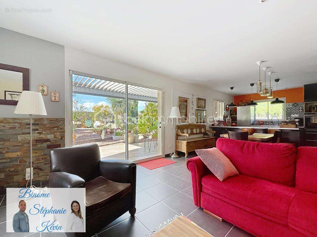 Maison à COURNONSEC