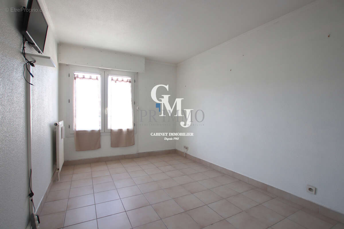 Saint-raphael - 3 pieces - 72 m2 - photo 5