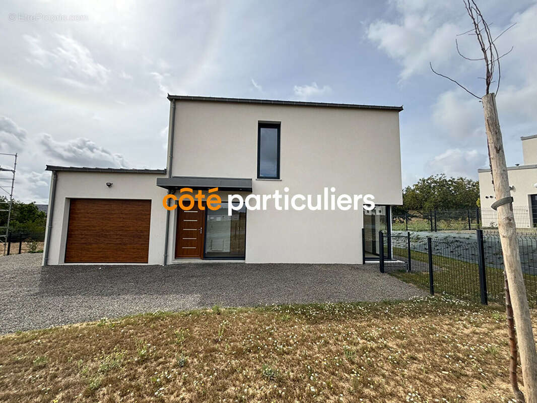 Maison à THURY-HARCOURT