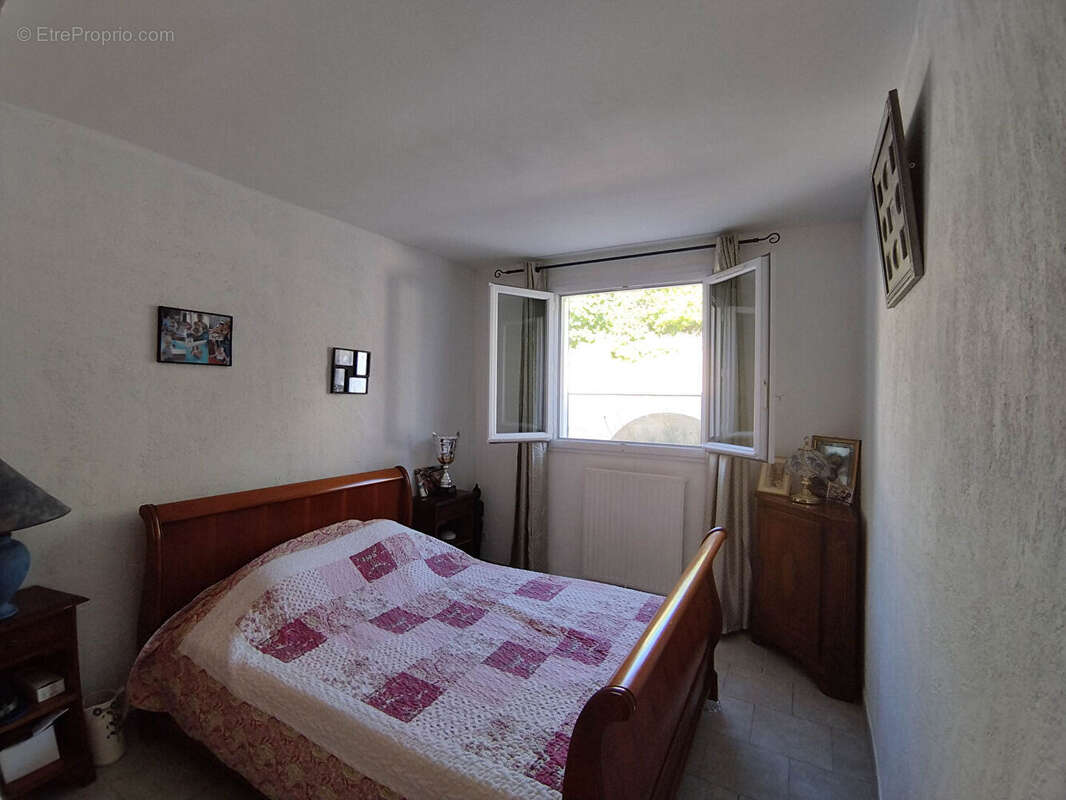 Maison à VILLENEUVE-LES-AVIGNON