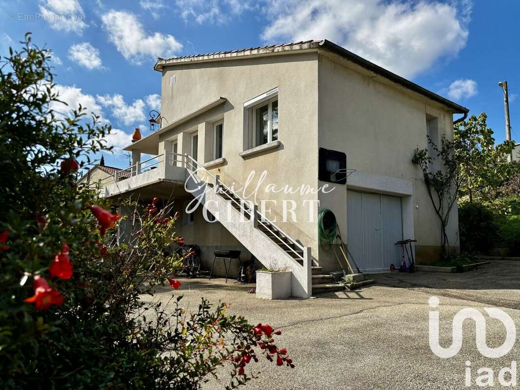 Photo 2 - Maison à VEYRAS