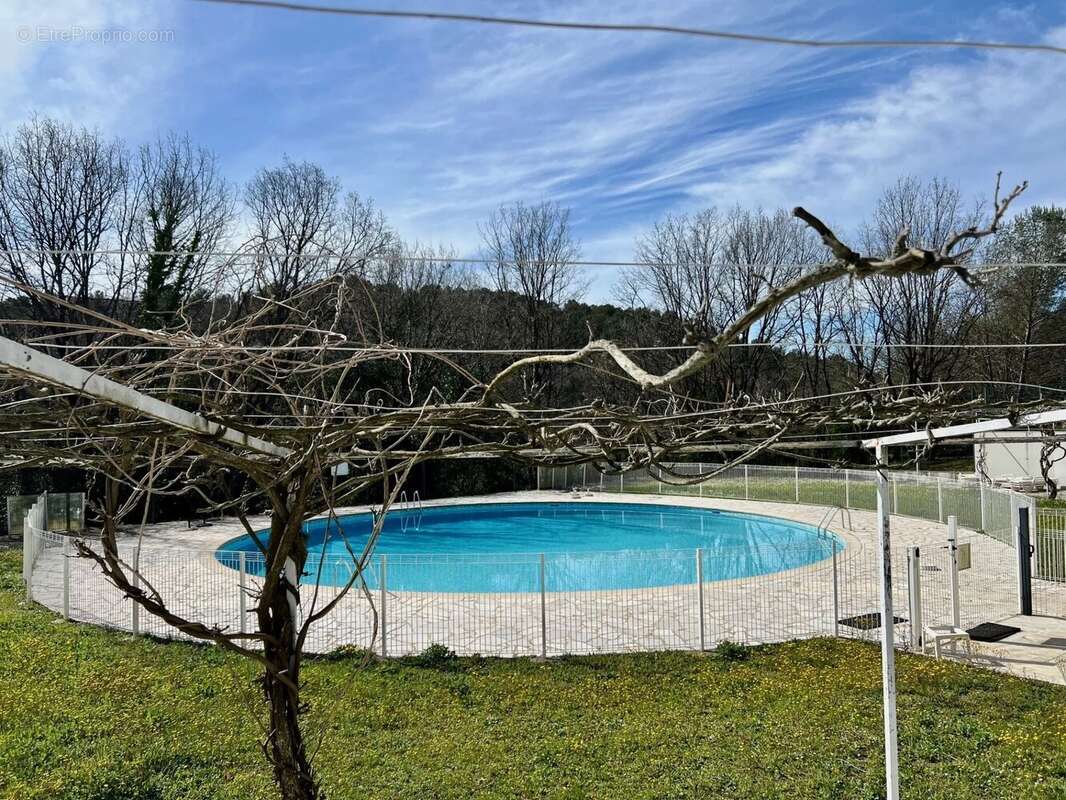 Appartement à VALBONNE