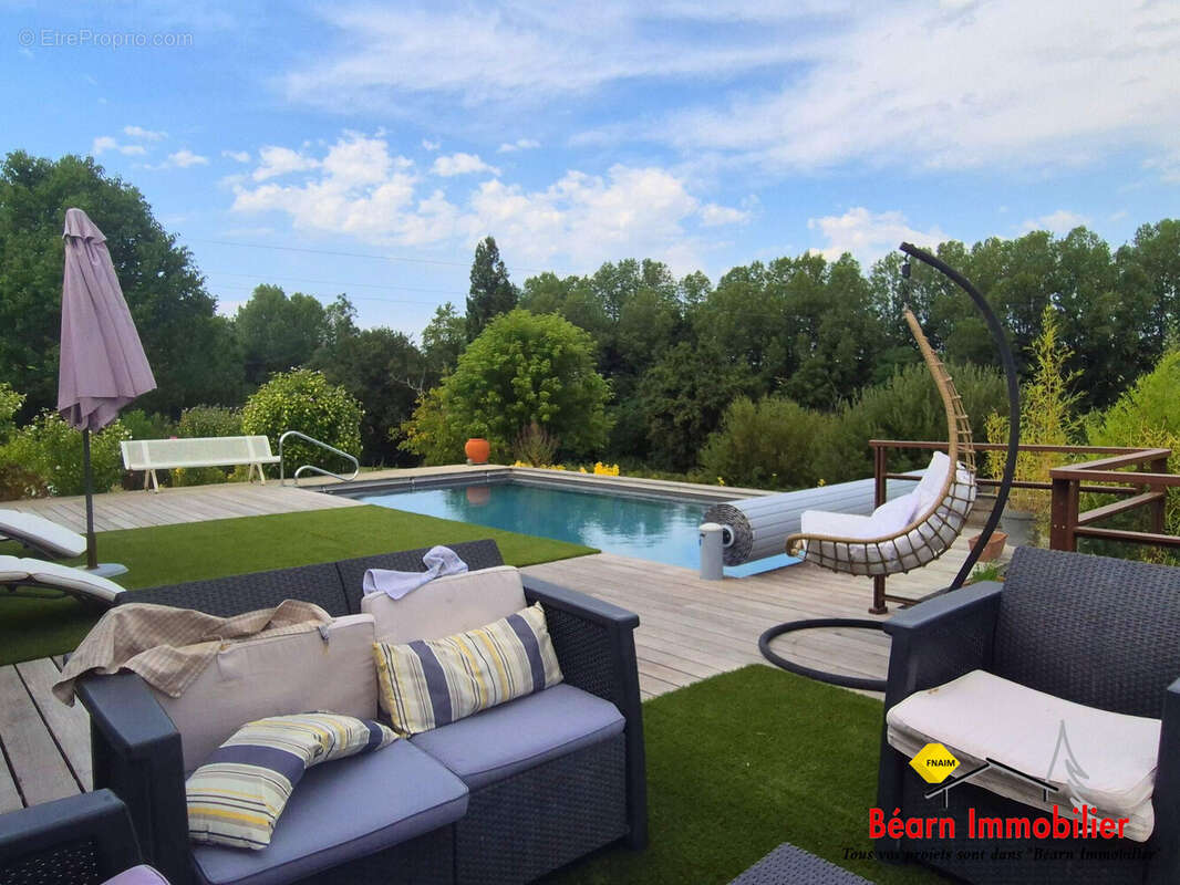 Maison 307 m² à Bidache  - photo 3
