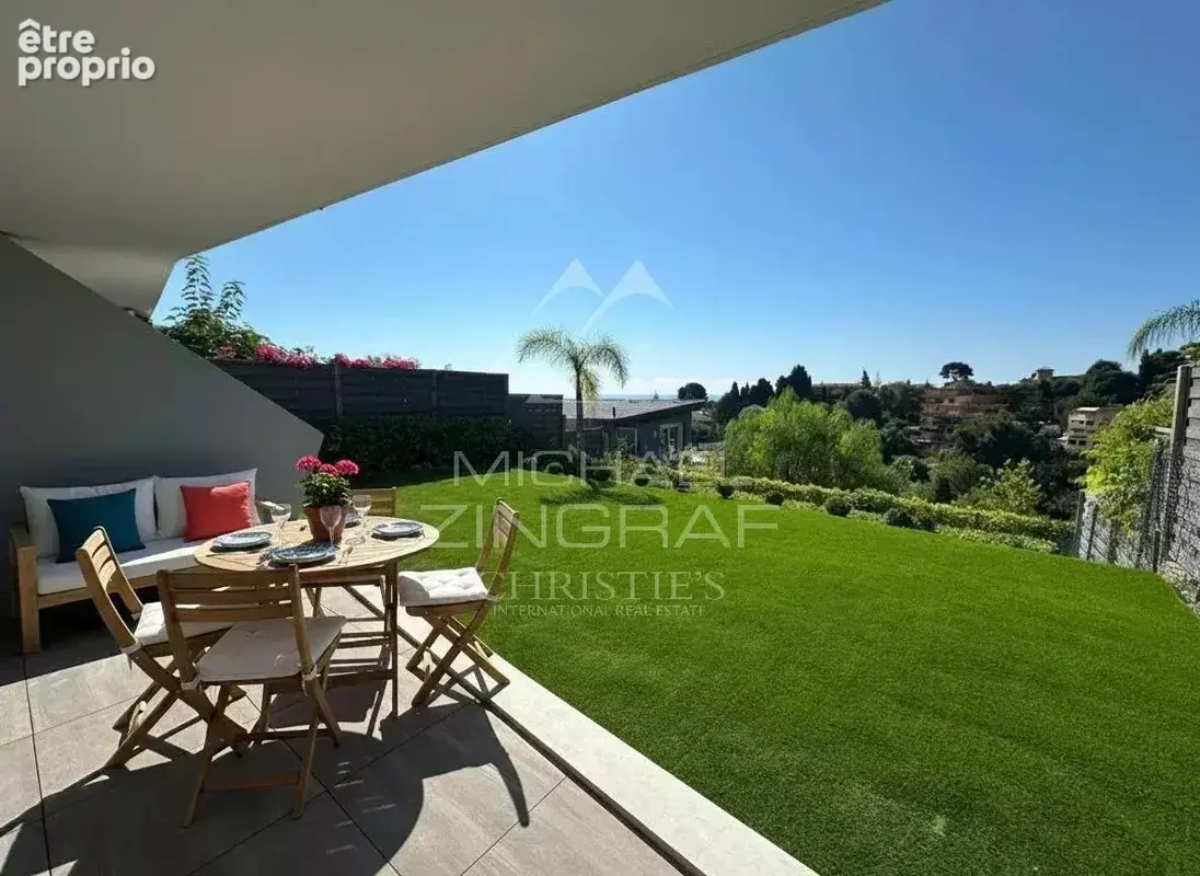Appartement à ROQUEBRUNE-CAP-MARTIN