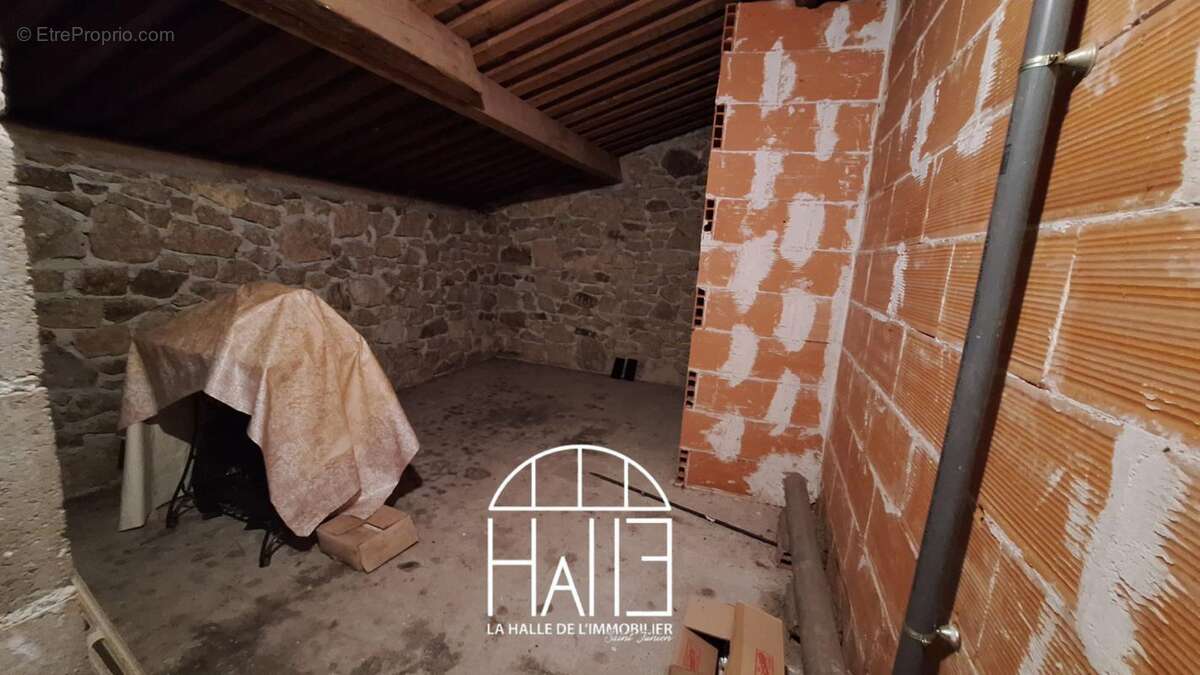 Maison 110 m² à Chassenon  - photo 11