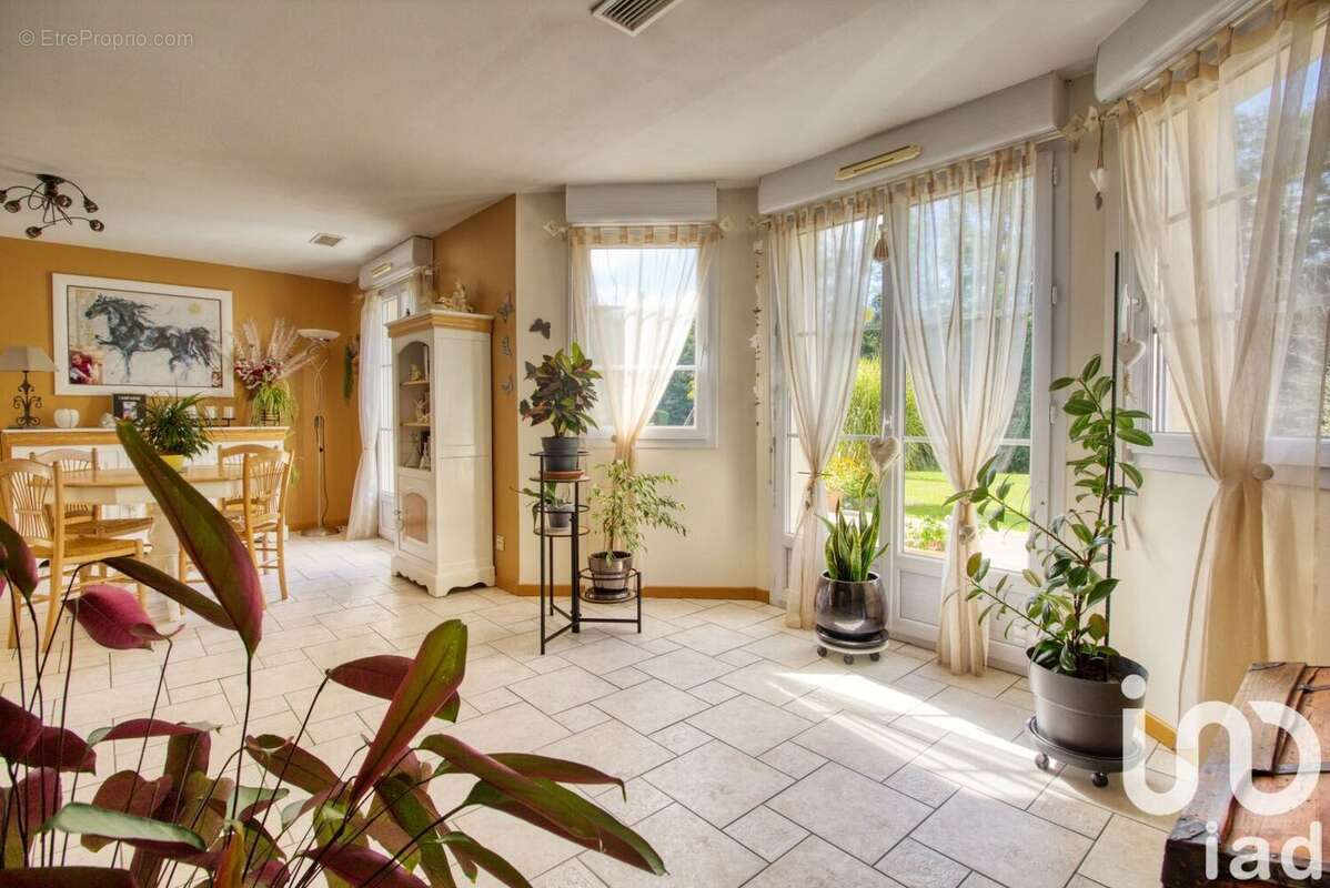 Photo 3 - Maison à LIMAY