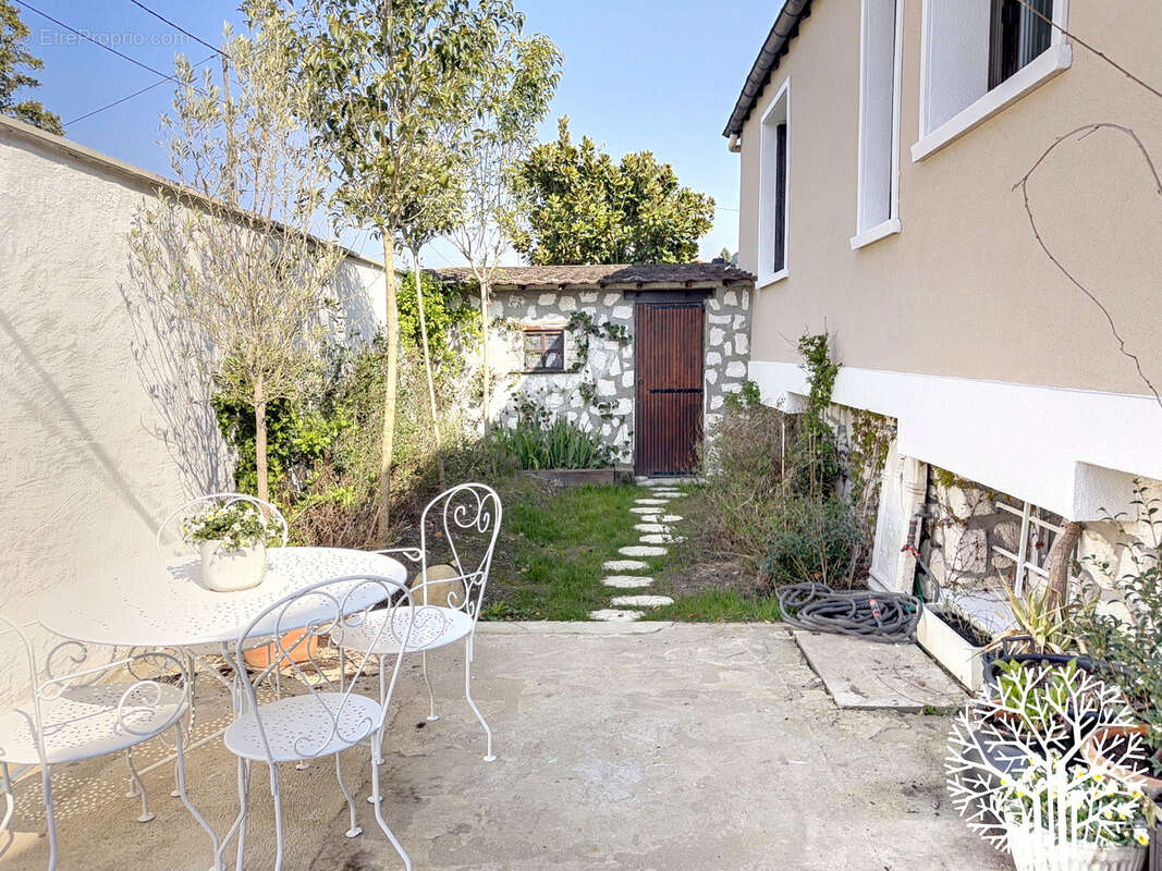 Maison à MILLY-LA-FORET