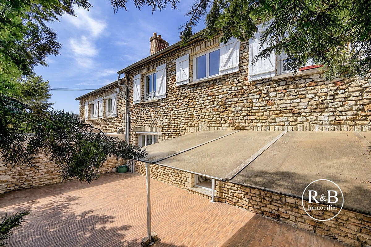 Maison à PLAISIR