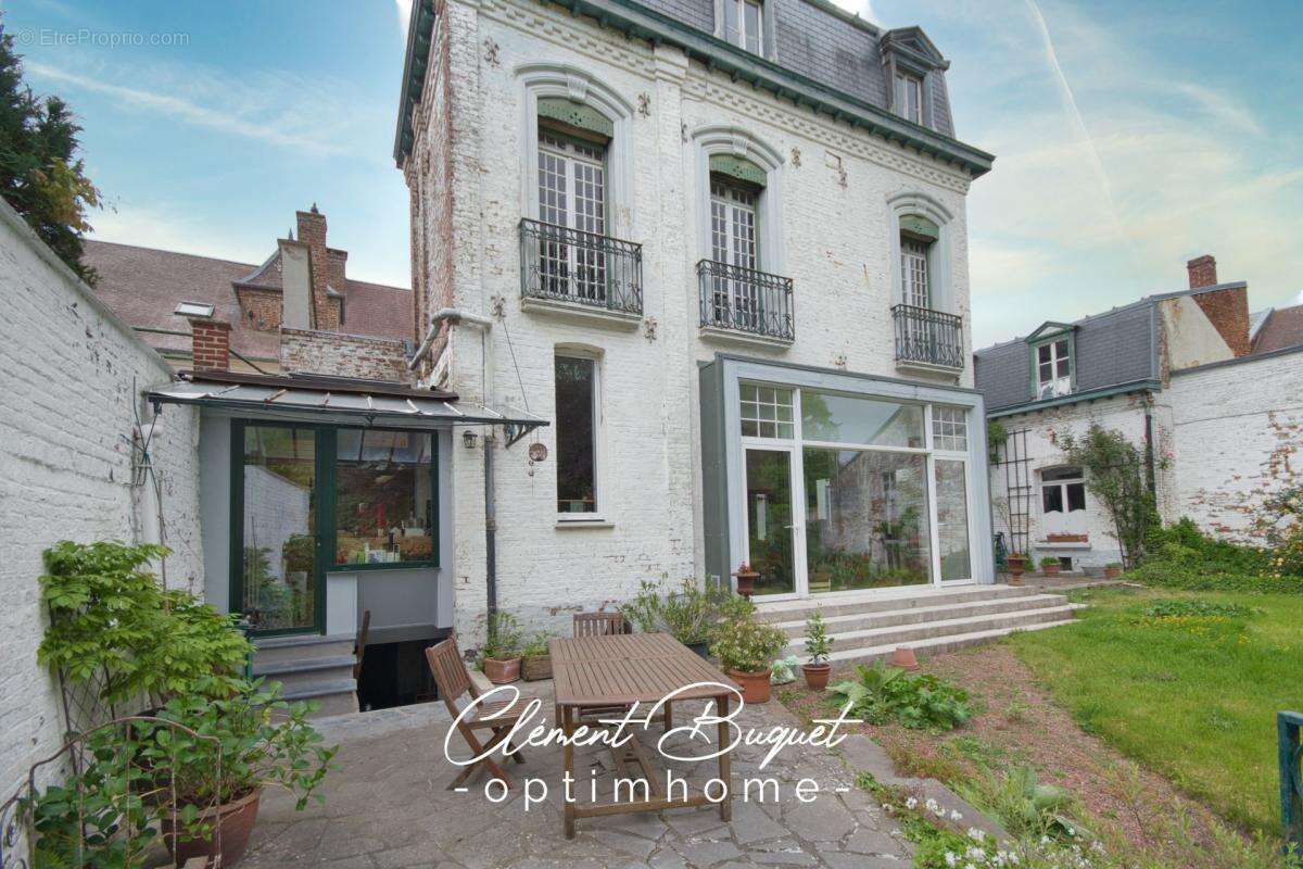  Hôtel particulier avec parc au pied des fortifications Vauban – Le Quesnoy  - photo 16