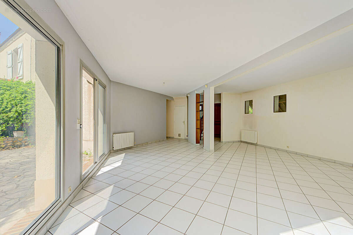 Maison à AIGREMONT