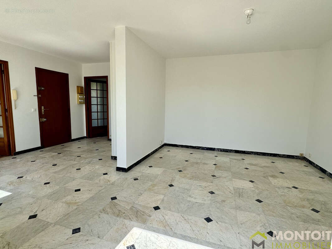 Appartement à L'HAY-LES-ROSES