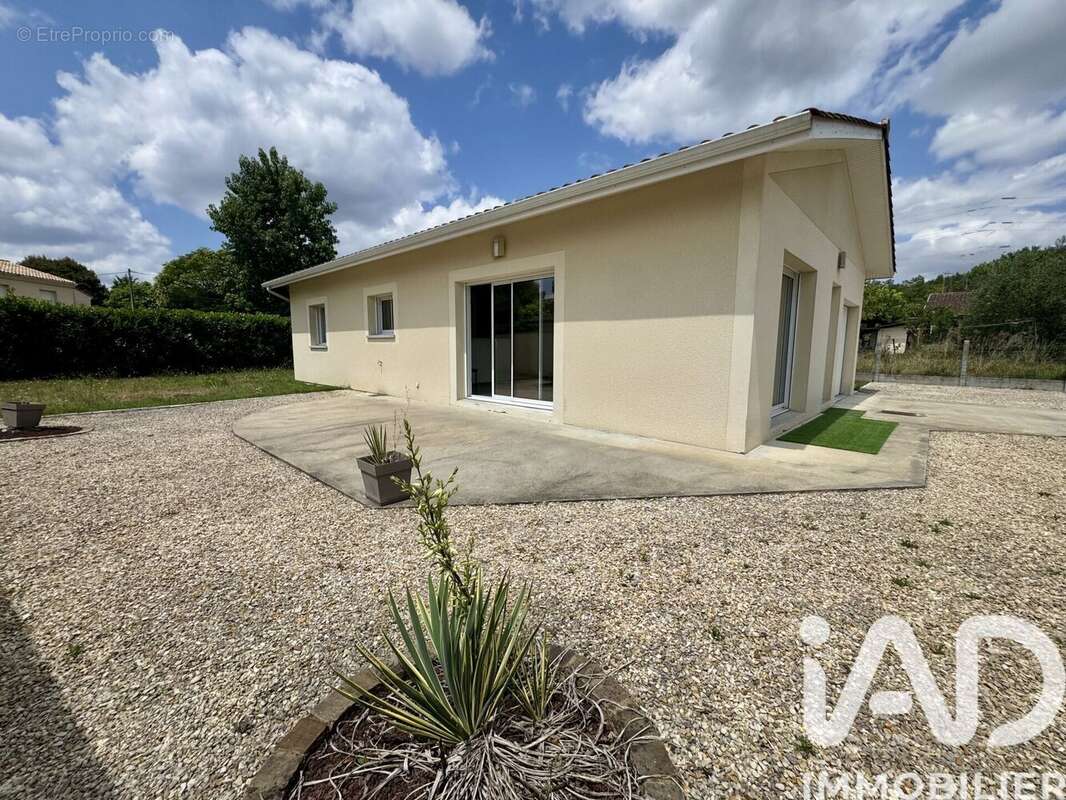 Photo 8 - Maison à LEOGNAN