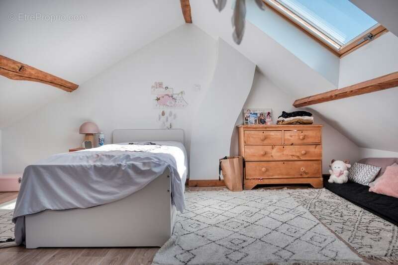 EXCLUSIVITE - Dpt Yvelines (78), à vendre à SAULX-MARCHAIS, Maison de caractère 6 pièces - photo 15