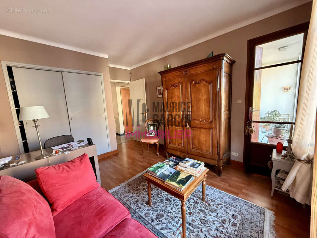 Appartement à CHATEAURENARD