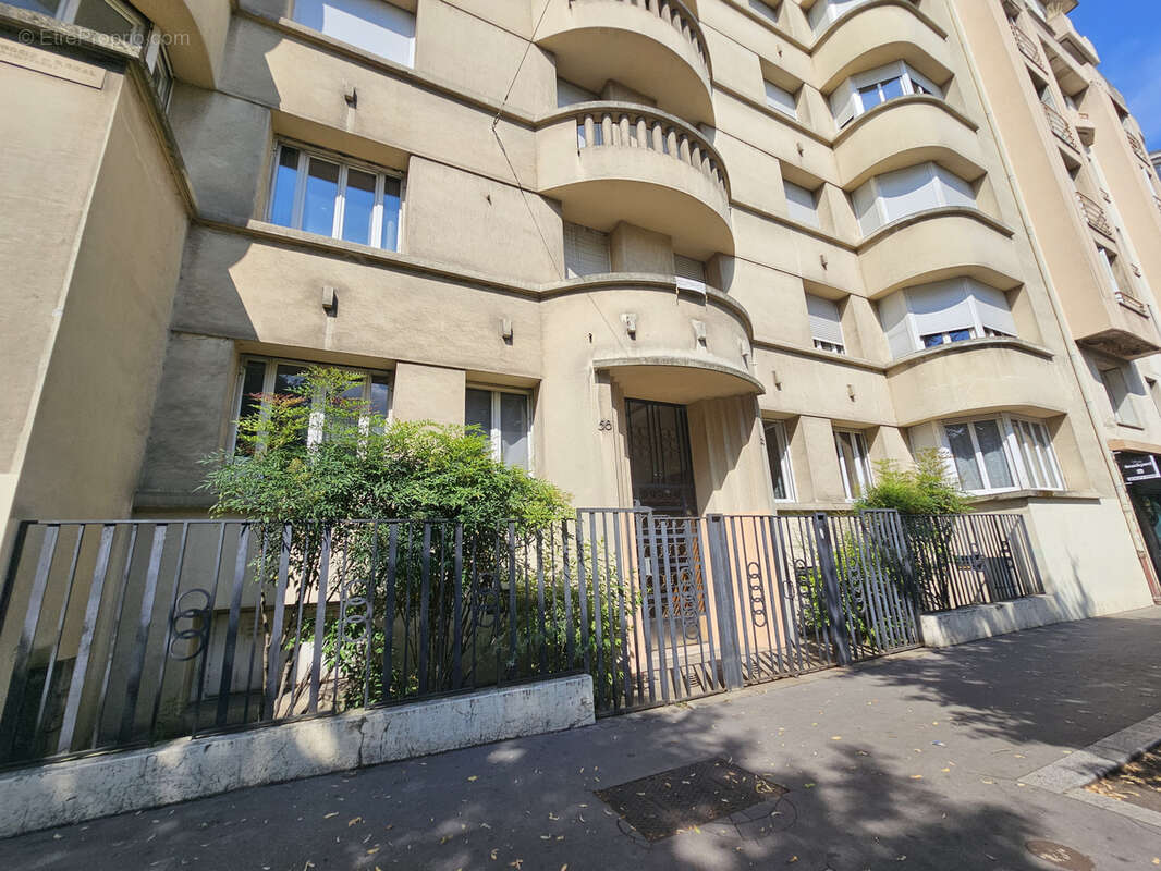 Appartement à SAINT-ETIENNE