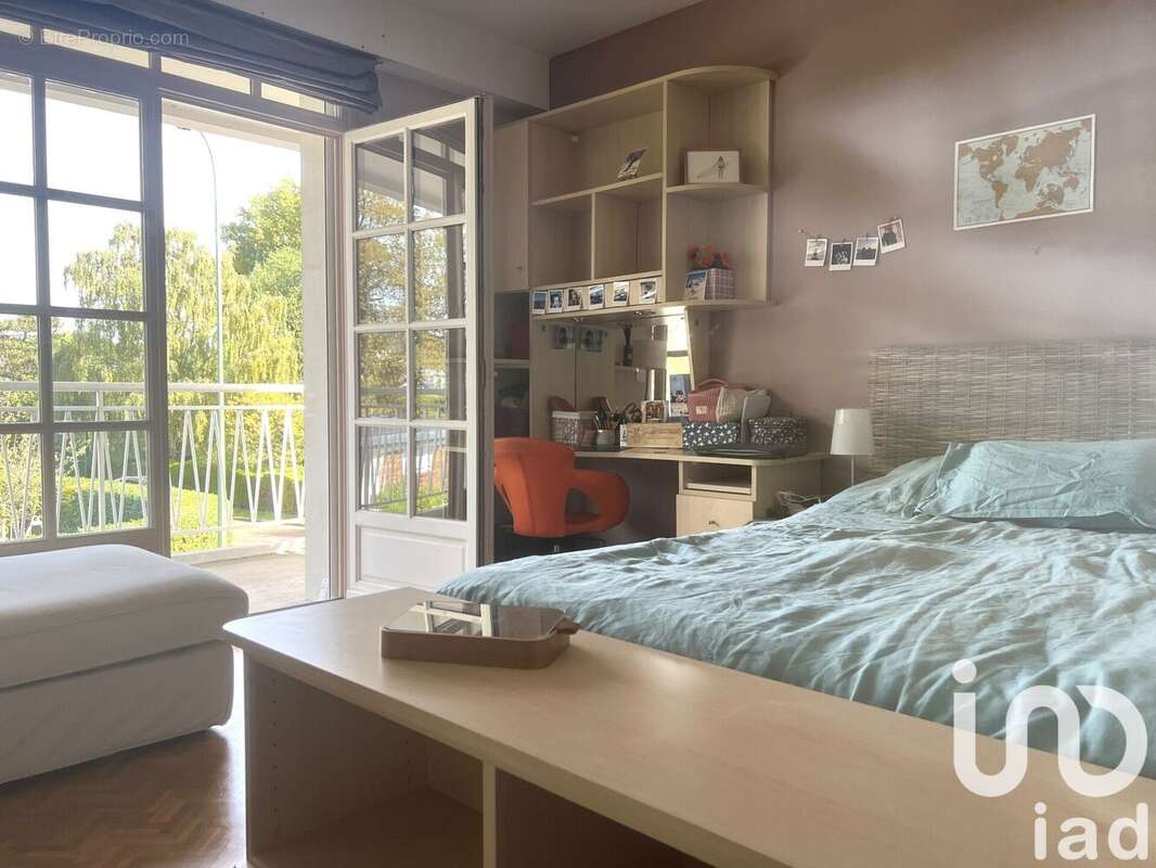 Photo 9 - Maison à MARNES-LA-COQUETTE