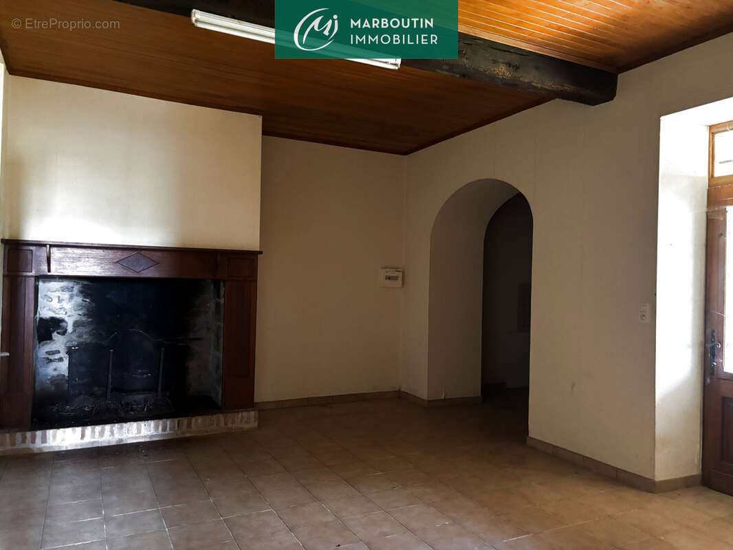 Maison à BRUGNAC