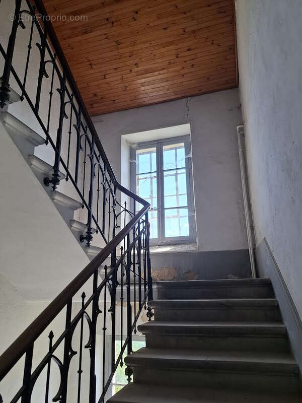 Appartement à SAINT-AGREVE