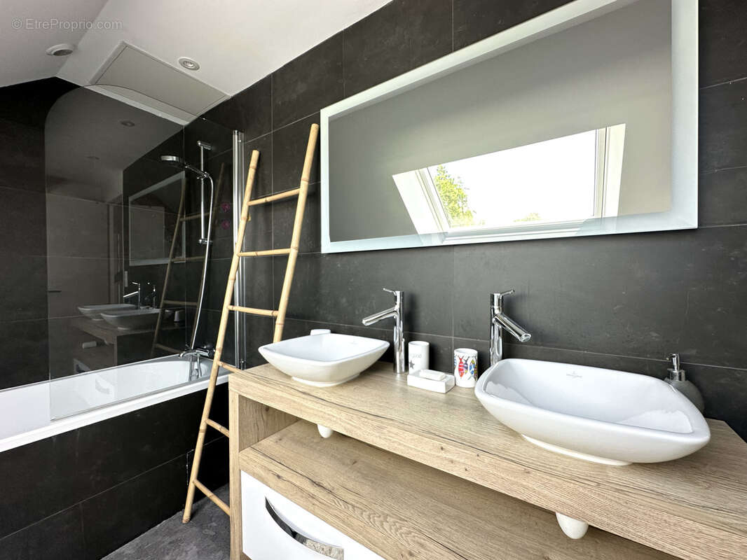 Maison à MAUVES-SUR-LOIRE