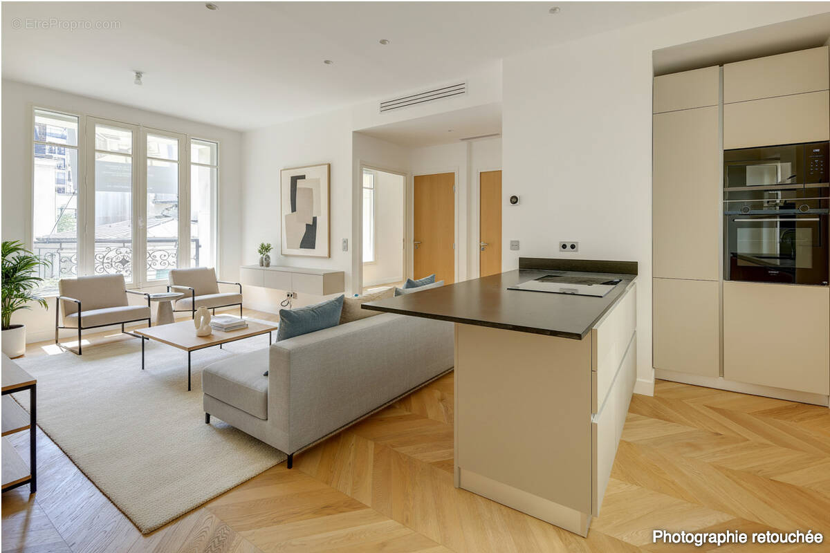 Appartement à NEUILLY-SUR-SEINE