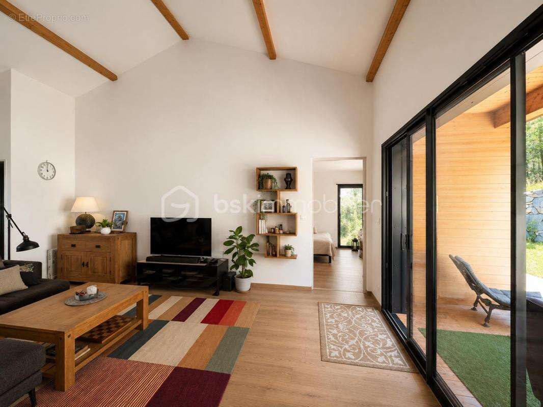 ANNOT – Maison contemporaine d'exception au cœur d'un écrin de nature - photo 8