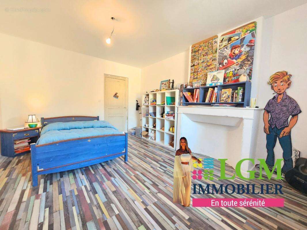 Maison à AURIAC-SUR-VENDINELLE