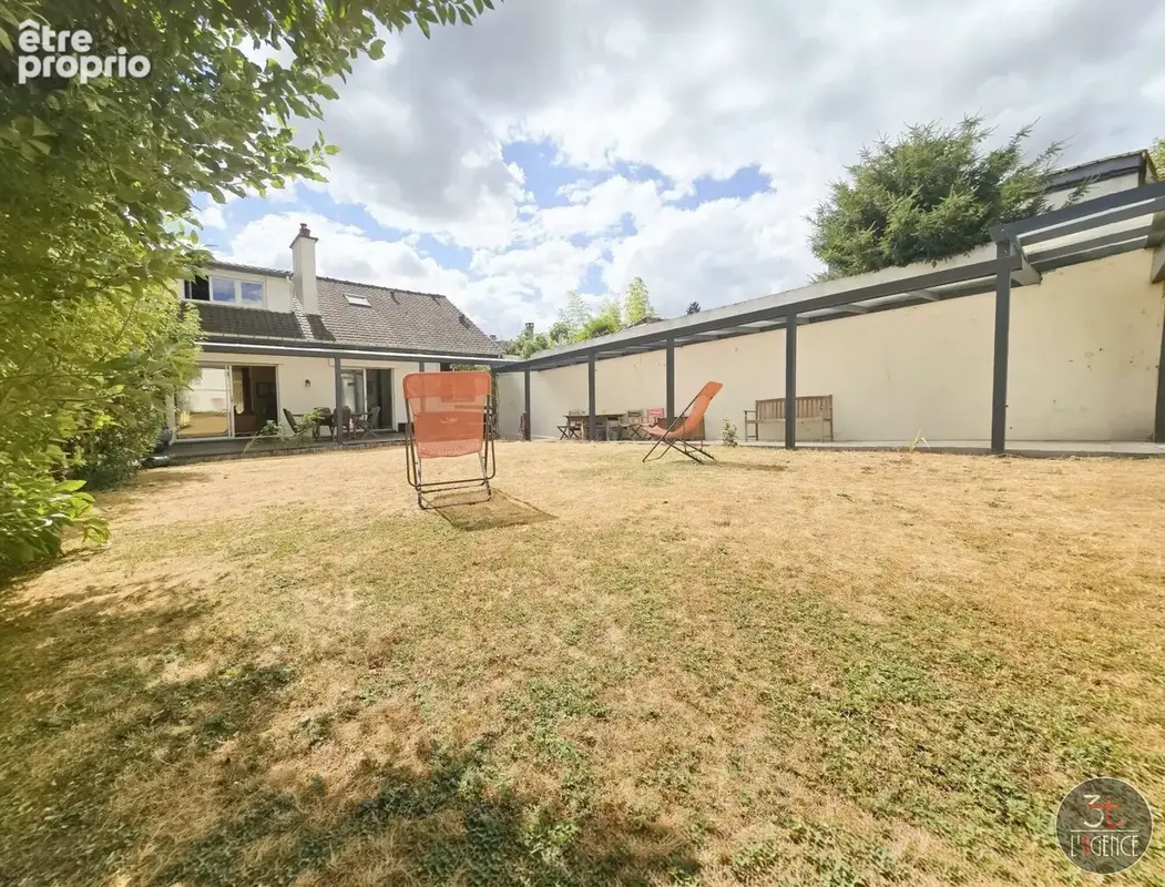 Maison 150 m² à Fontenay-Sous-Bois  - photo 2