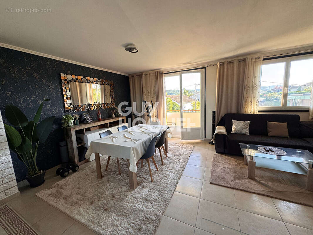 Appartement à L&#039;ARBRESLE