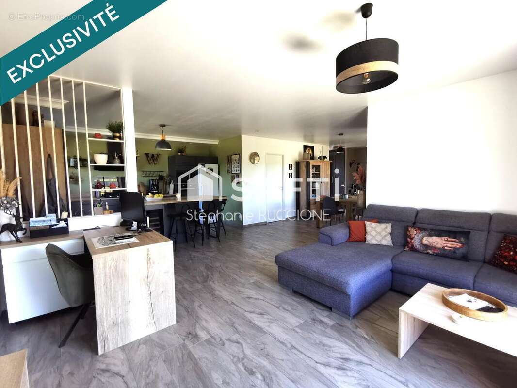 Photo 3 - Maison à SAINT-SIMEON-DE-BRESSIEUX