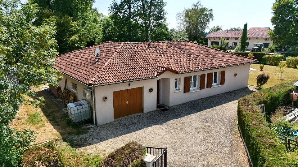 Maison de plain pied à Villemotier 5 pièces 110 m² - photo 3
