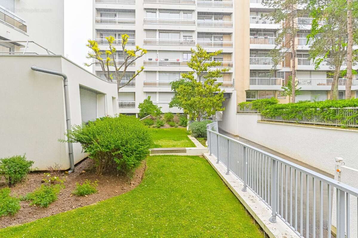 Appartement à PARIS-12E