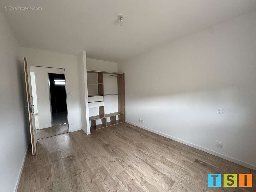Sur les Serres Saint - Gaudinoises 130 m² de confort, sur 2060m² de terrain clos . - photo 9