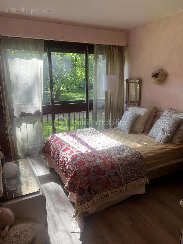 Appartement à CHILLY-MAZARIN