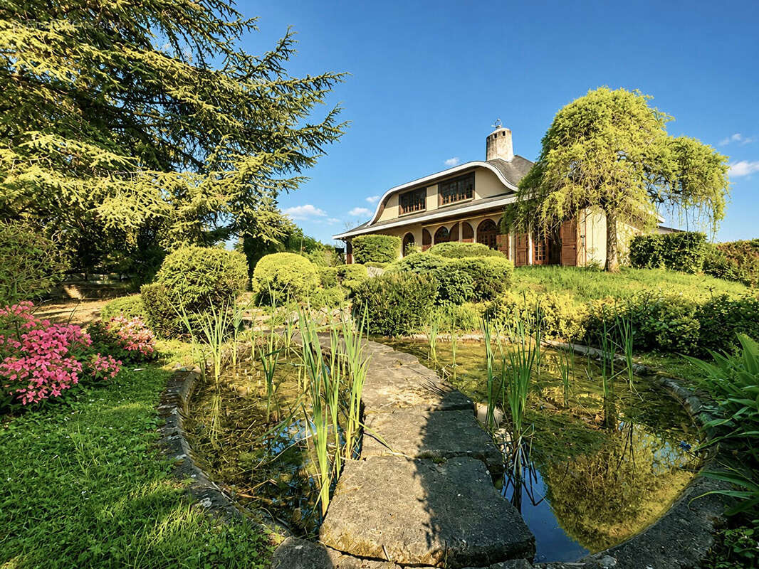 Maison à CHASSIEU
