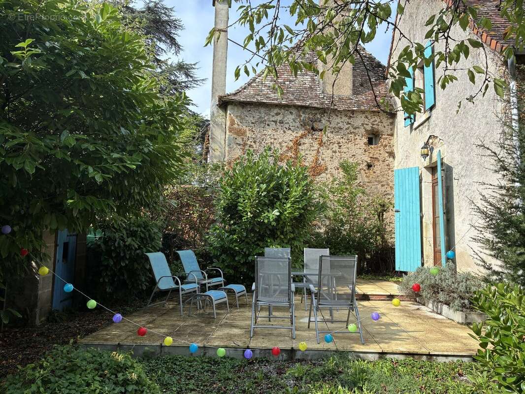Maison à BRIGUEIL-LE-CHANTRE