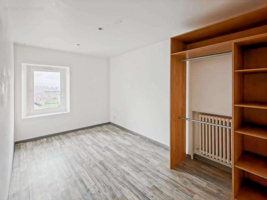 Appartement à VOUGY