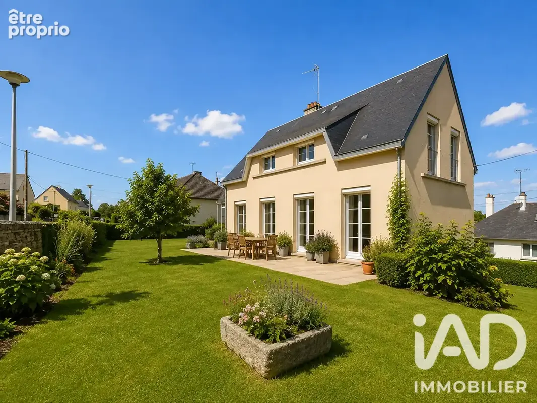 Photo 1 - Maison à VILLEDIEU-LES-POELES