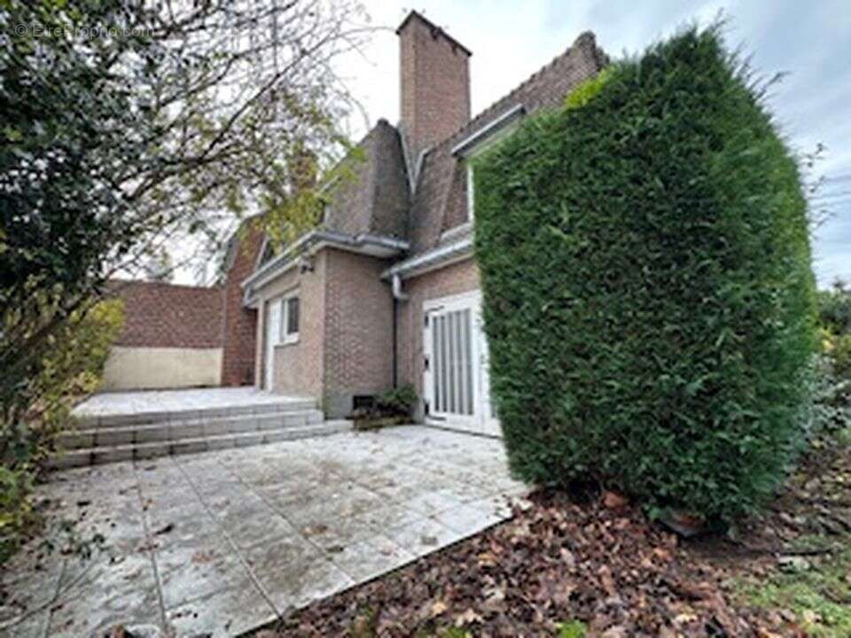 Maison à LYS-LEZ-LANNOY